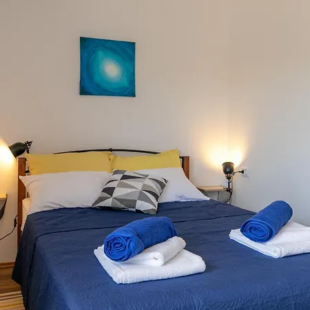 Apartment Korana *