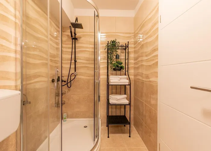 아파트 Korana 풀라